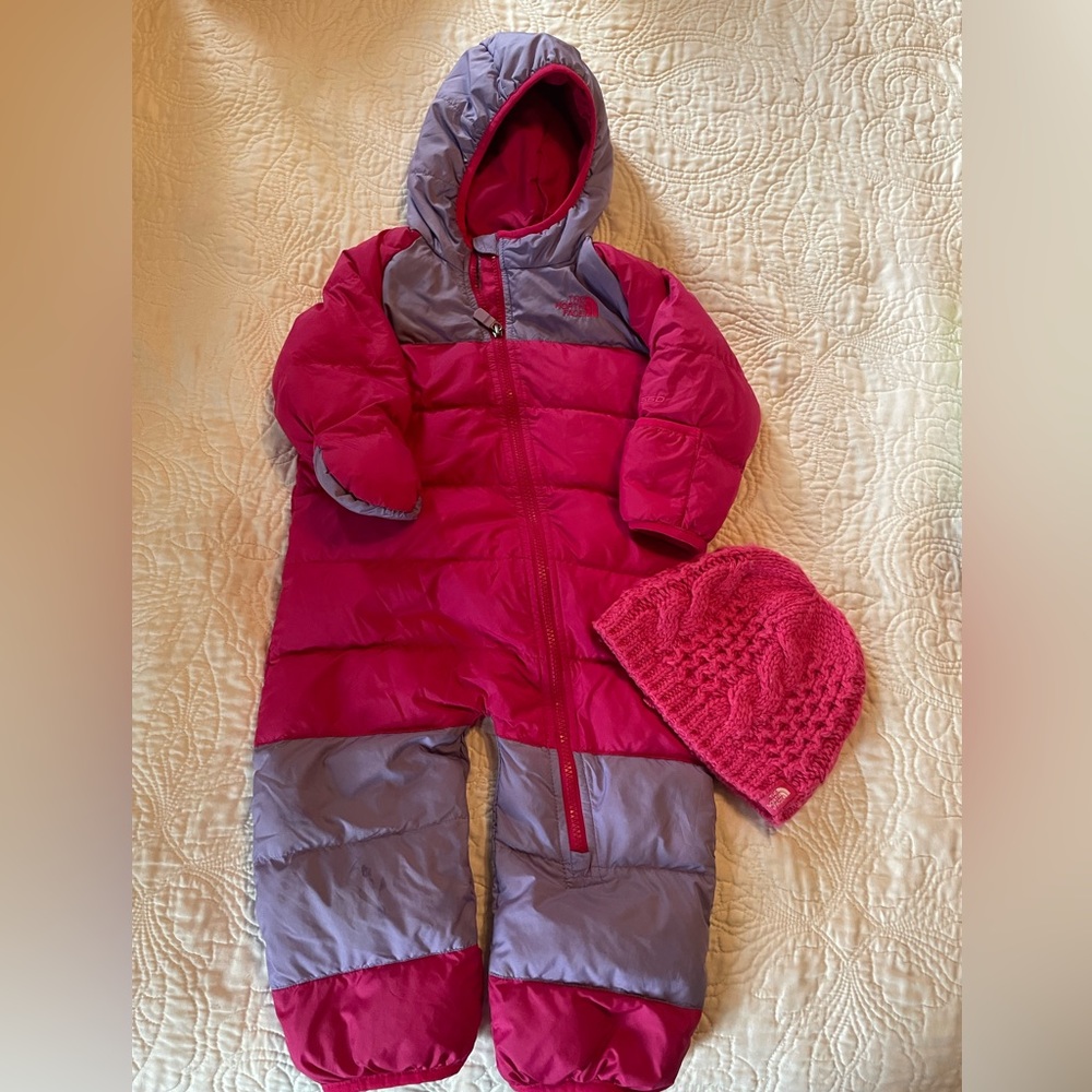 North face 12/18m snow suit